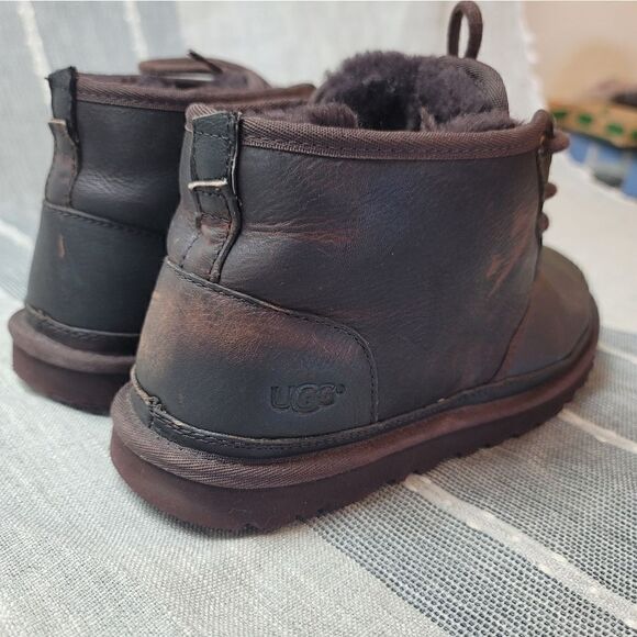 UGG Australia Men's Neumel Chukka Boots - Picture 6 of 11